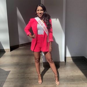 Pink blazer w/ matching shorts